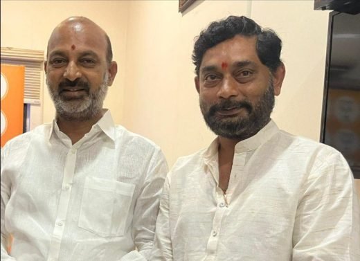 Baddam Prem Maheshwar Reddy with senior party leaders