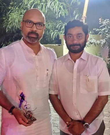 Baddam Prem Maheshwar Reddy with senior party leaders