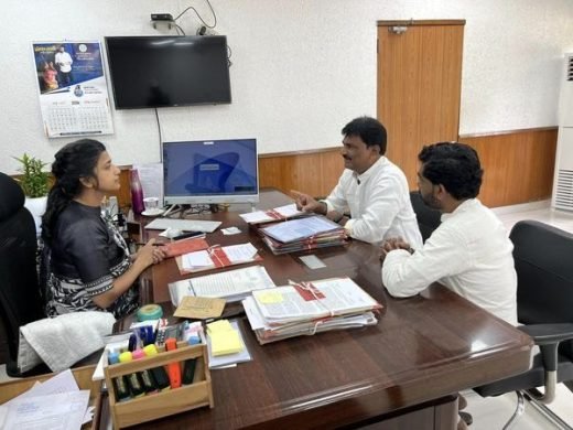 Baddam Prem Maheshwar Reddy with senior party leaders